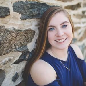 Meet your Posher, Alyssa